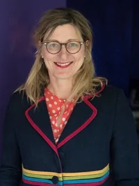 Kunsthistorikerin Sabine Maria Schmidt, Kuratorin an den Kunstsammlungen Chemnitz, befasst sich auch mit Kunstkritik und gesellschaftlichen Fragen.