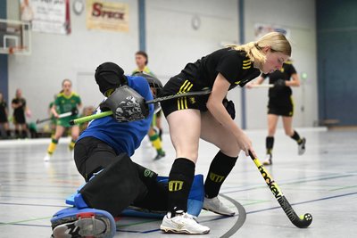 Die FHTC-Damen um Jugendspielerin Jaqueline Bitterling prüfen am Sonntag den Spitzenreiter.