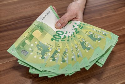 Der Hospizverein Vogtland finanziert sich von Spenden. Vereinsvorsitzender Robert Herold betont, dass man sich über jede große und kleine Spende freut.
