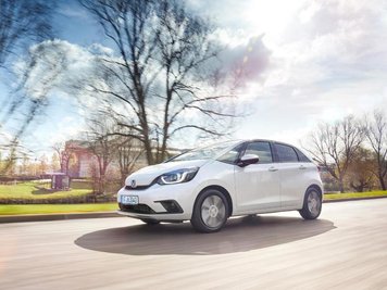  
          Kleine Kombination: Den neuen Jazz verkauft Honda nur als Hybrid, bei dem zwei E-Motoren den Verbrenner unterstützen.