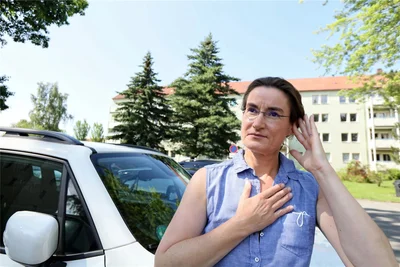Grit Gürtler hört das Brummen noch immer regelmäßig. Die Marienthalerin hat aber gelernt, mit dem nervigen Geräusch umzugehen.