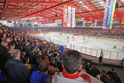 Die Eispiraten erwarten am Freitag im Heimspiel gegen Bayreuth mehr als 3000 Zuschauer. 