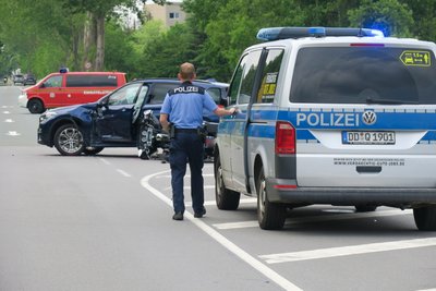 Die Bundesstraße war am Nachmittag vorübergehend voll gesperrt.