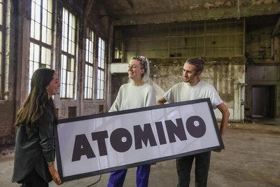 Klub-Chefs Maria Llera Perez, Nina Kummer und Ernesto Uhlmann in den neuen Räumen im Wirkbau.