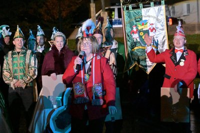 In Oelsnitz ist ebenfalls die 5. Jahreszeit eingeläutet worden – im Bild Beate Reißmann, Präsidentin des Neuwürschnitzer Carnevalsvereins.