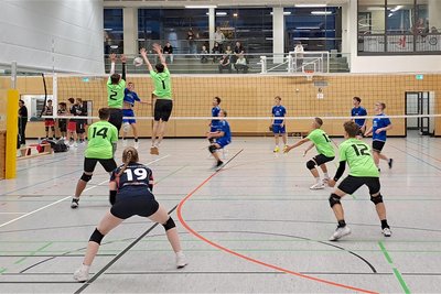 Mit einem Sieg und einer Niederlage sind die Mauersberger U-20-Volleyballer in die neue Saison gestartet.