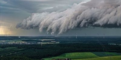 Im Südwesten sind starke Gewitter möglich.