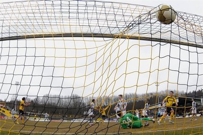 Der größte Fußballverein Plauens soll erneut mehr Geld von der Stadt erhalten - dieses Mal geht es um 45.000 Euro extra für die Gelb-Schwarzen.