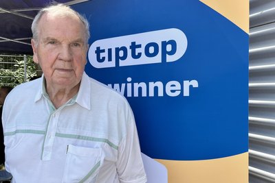 Ein Urgestein des Zwickauer Reinigungsunternehmens: Eckhard Benzin (81) hat 1969 im Tip-Top-Vorgänger, der PGH Gebäudereinigung, angefangen.