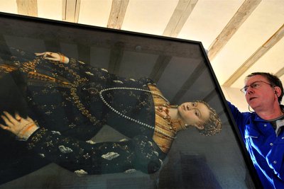 Welche Geschichten stecken auf Schloss Voigtsberg im Tizian-Gemälde Katharina von Österreich? Ferienkinder können sich am Donnerstag auf der Oelsnitzer Burg inspirieren lassen.