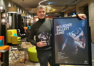 Mike Riemenschneider, der das Zwickauer Kino "Astoria" leitet, ist von den Live-Übertragungen aus dem Bolschoi-Theater genauso begeistert, wie die Zuschauer. Vier Vorstellungen sind noch geplant. 
