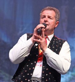 Kastelruther-Spatzen-Sänger Norbert Rier live in Zwickau.