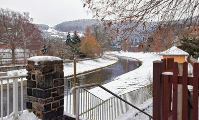 Liefert die Weiße Elster bald Wärme, um Gebäude in Elsterberg zu beheizen? Erste Vorplanungen dazu gibt es. 