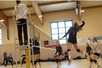Die SSV-Volleyballerinnen um Lisa Grimmer, hier in einem früheren Spiel, konnten in Leipzig nicht punkten.