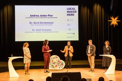 Bei der „Local-Maker-Hero“-Konferenz ging es um Erfolge der Kulturhauptstadt. Professorin Anja Strobel (Mitte) verkündete gestiegene Studierendenzahlen an der TU Chemnitz.