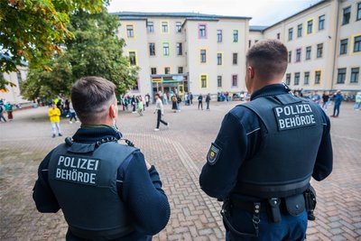 Die Altstadtschule in Stollberg steht im Blick der städtischen Polizeibehörde. Nach eskalierten Streitigkeiten in der Innenstadt, in die einzelne Schüler aus Daz-Klassen verwickelt waren, setzten Stadt und Schulleitung auf ein striktes Vorgehen und Prävention.