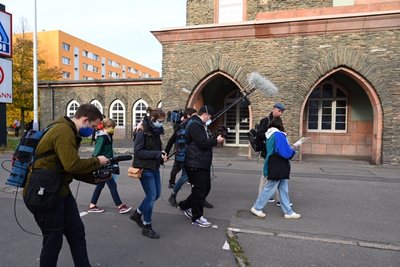 Stippvisite am alten Flughafengebäude.