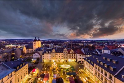 Der Plauener Weihnachtsmarkt bildet stets eine stimmungsvolle Kulisse. 2020 wurde er abgesagt, ob und unter welchen Bedingungen er 2021 stattfinden kann, ist noch ungewiss. 