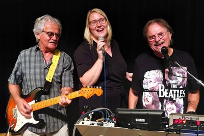 Gert Heidenreich (rechts) und die Kultband Minimax spielen zum 80. Rias-Geburtstag am 30. Mai beim 1. FC Wacker Plauen. Gefeiert wird von 14 bis 17 Uhr.