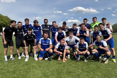 Nach dem 3:0-Heimsieg Anfang Mai gegen Lok Stendal konnte der VfB Empor Glauchau vorzeitig den Klassenerhalt bejubeln. In die Top 5 schaffte es das Spiel trotzdem nicht.