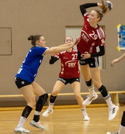 Jolene Preußler (am Ball) und ihre Teamkolleginnen der BSV-A-Jugend können am Samstag Großes erreichen. 