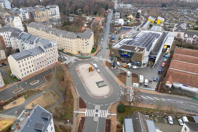 Blick auf den neuen Einkaufskomplex aus der Luft.