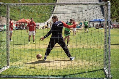 Bereite jetzt wird die Arena vielfältig genutzt. Unter anderem findet jährlich ein Handballturnier hier statt.