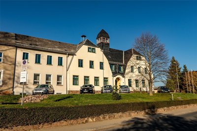 Hier werden die Weichen für die Entwicklung der Kommune gestellt: die Gemeindeverwaltung Striegistal in Etzdorf.