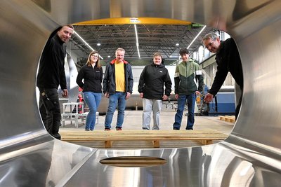 Die Niemeier Fahrzeugwerke in Lunzenau sind auf den Bau von Tankfahrzeugen und Metallbau spezialisiert. Gearbeitet wird vor allem mit Aluminium.