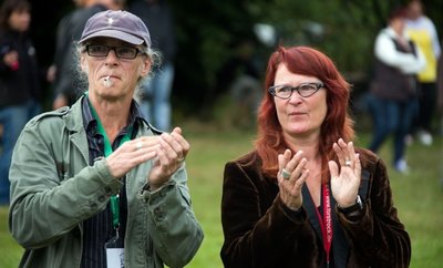 Demokratischer Stachel im braunen Geschwür: Das Ehepaar Birgit und Horst Lohmeyer widersetzt sich in Jamel der rechtsextremen Vorherrschaft.