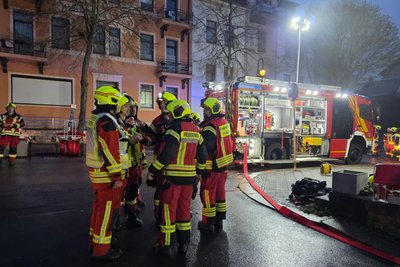 Rund 50 Einsatzkräfte mehrerer vogtländischer Wehren waren in Bad Elster vor Ort.