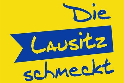 Die Lausitz schmeckt: Die Marke gibt es seit dem Jahr 2006. Derzeit sind 50 lebensmittelerzeugende Unternehmen darunter zu finden. Voraussetzung: Ihr Betriebssitz muss in der Lausitz sein, und sie müssen Rohstoffe aus dem Gebiet verwenden. In der Regel werden die Produkte in Hofläden, auf Märkten und für Gastronomiebetriebe vertrieben.