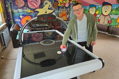 Jörg Stietzel leitet das Crimmitschauer Freizeitzentrum „Stern-Treff“ zusammen mit zwei Mitarbeitern.