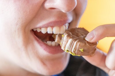 Der Dubai-Stollen sieht eher wie eine Praline aus. Die Nachfrage ist größer als die Produktionskapazität.