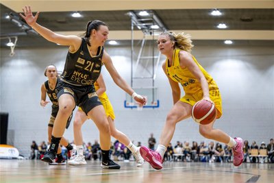 Lilli Frölich (links) spielte eineinhalb Jahre lang bei Bundesligist Saarlouis, jetzt kehrt sie zurück nach Chemnitz.