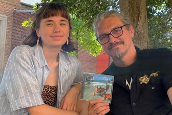 25 Jahre Prodigy-Kultalbum "The Fat Of The Land": Abriss mit Birne - Lokführer Andi und Tim Hofmann besprechen "The Fat Of The Land" als Klassiker des Monats in ihrem Alben-Podcast "Nadel verpflichtet": Es geht um Energie, Perspektive - und eine Begegnung mit der Band.