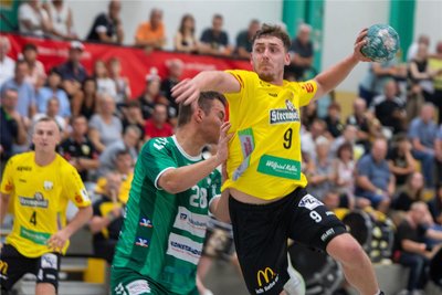 Für Lukasz Orlich war vor der Saison kein Platz mehr im ambitionierten Kader des Tabellenführers. Den SV 04 Oberlosa dürfte das freuen: Orlich ist derzeit der beste Werfer und will auch bei seinem Ex-Verein für Furore sorgen.