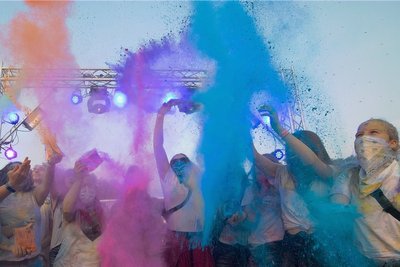 So sah das Holi-Festival 2019 aus. 