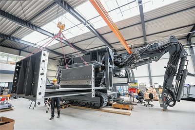 Aufgebaut wird sie seither in Norwegen wieder. Dort, wo der Auftraggeber für nächste elektrische Tunnelbaumaschinen sitzt. 