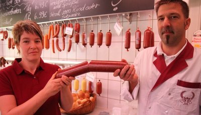 Fleischermeister Enrico Albert und seine Frau Silva meisterten gemeinsam die Zerreißprobe in der Bauzeit. Oft waren sie den Tränen nah.