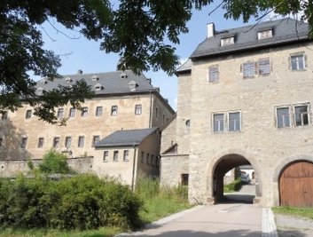 Heinrich von Schönberg ließ Schloss Frauenstein bauen - heute im Besitz der Familie Turski.