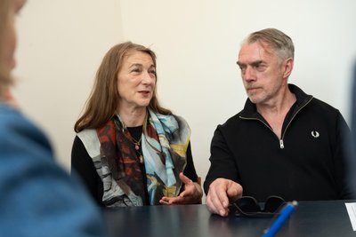 Das Ehepaar Rosa Loy und Neo Rauch während des Pressegesprächs am Dienstag zu ihren neuen Ausstellungen.