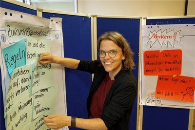 Mignon Junghänel, Koordinatorin des Jugendrings Westsachsen, wollte bei der Ideenfindung „Misch dich ein“ wissen, was Jugendliche an Hohenstein-Ernstthal stört und was sie sich für die Zukunft wünschen.