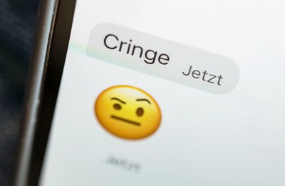 "Cringe" (peinlich) war das Jugendwort 2021. Auch in diesem Jahr wird ein Jugendwort gesucht.