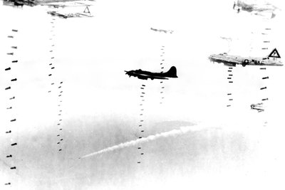 Dresden wurde zwischen August 1944 und April 1945 mehrmals bombardiert. Die Angriffe im Februar 1945 waren aber die verheerendsten.
