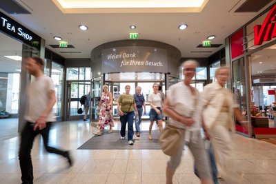 Nach über elf Millionen Umdrehungen seit 2001 wird die Ausgangstür am Postplatz demnächst generalüberholt.
