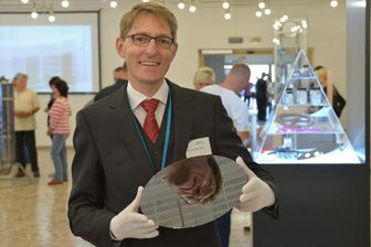 2500 Besucher - Siltronic öffnet die Türen - 