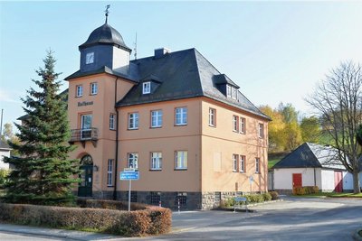 Der Gemeinderat berät am Montag über den diesjährigen Etat von Mulda, im Bild das Rathaus. 