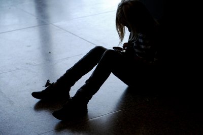 Um Kindern ein sicheres Umfeld zu bieten, sucht das Jugendamt nach potenziellen Pflegefamilien.