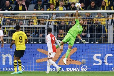 … sowie Geronimo Rulli von Ajax Amsterdam.